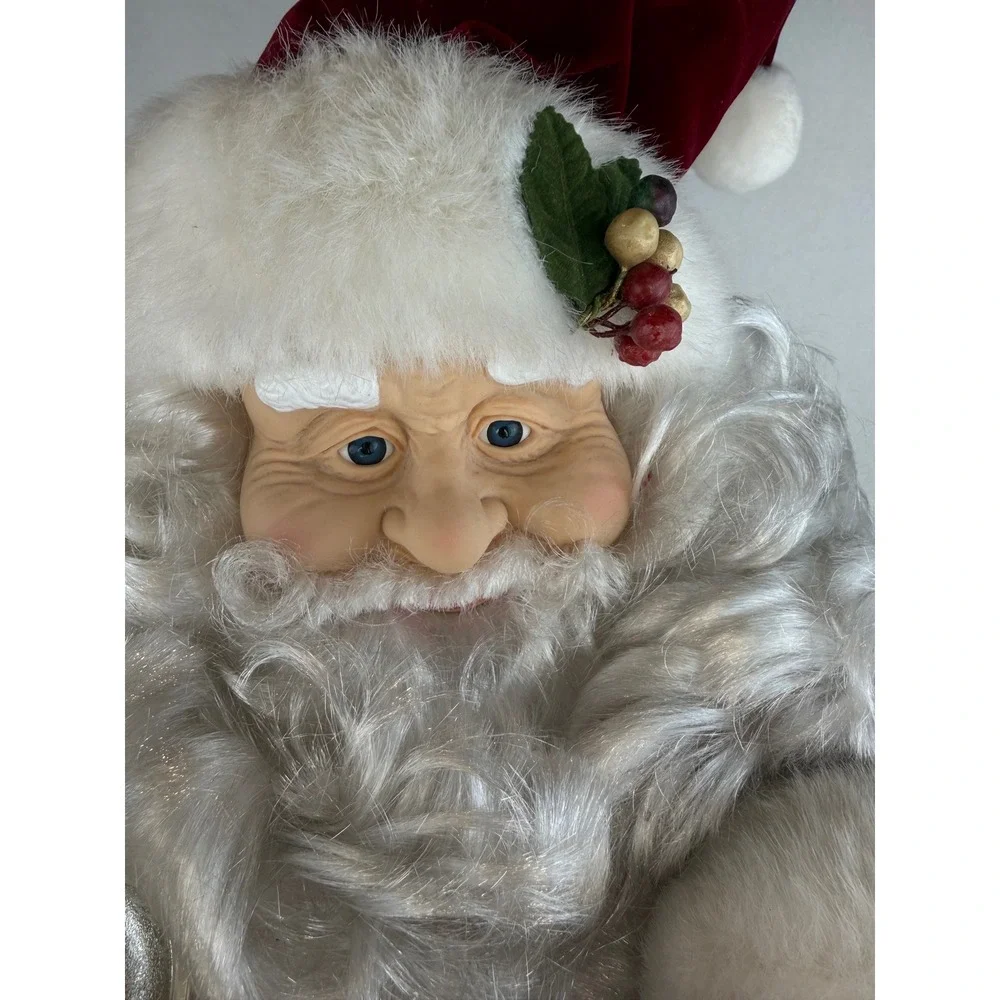 Vintage Traditions Deluxe Animated Santa with Light and Music 16 Holiday Tunes‎